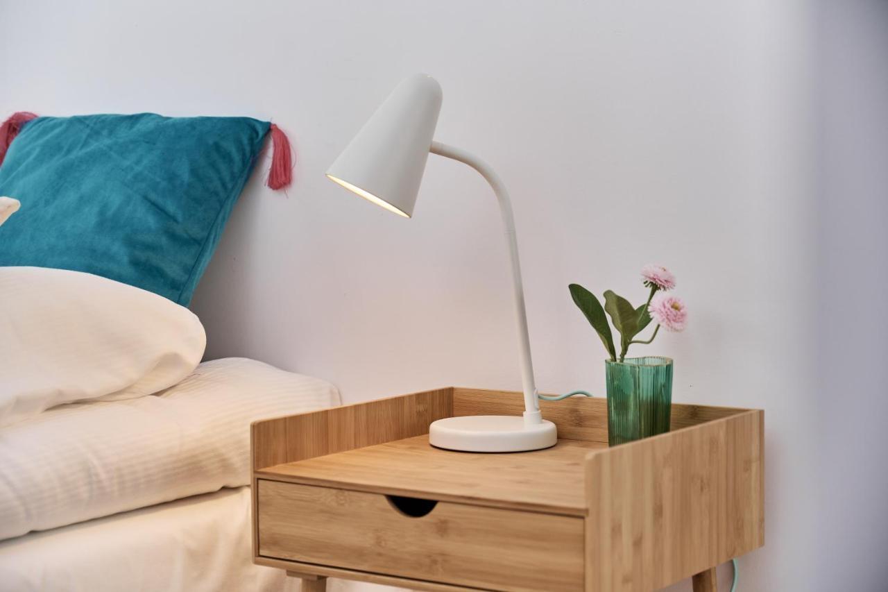 Apartment Wichrowa With Free Garage Wroclaw By Noclegi Renters Extérieur photo